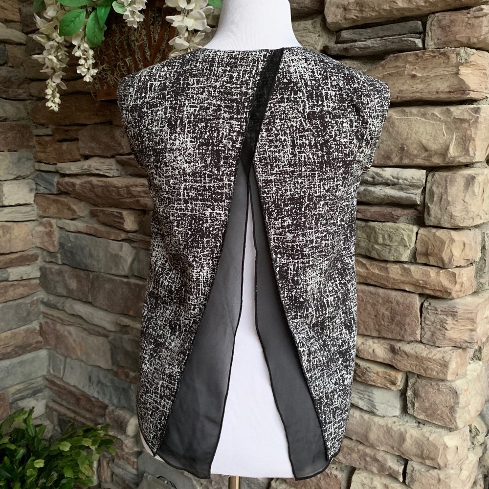 Banana Republic Blouse - Picture 6 of 7